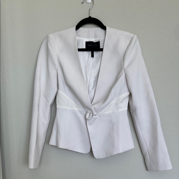BCBGMaxAzria Jackets & Blazers - BCBG MAXAZRIA white Wrap Button Blazer